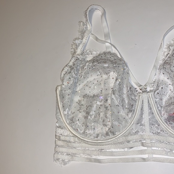 🆕 La SENZA White Lace Rhinestone Criss Cross Bra - Women’s Size 38DDD / DDD38 - Picture 4 of 9